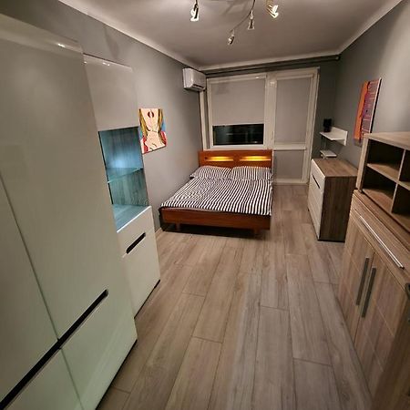 Luxury Aparments Klimatyzacja Z Prywatnym Parkingiem Apartment Radom Exterior photo